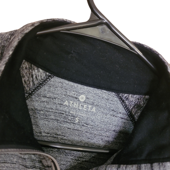 Athleta Women's Small 1/2 Zip Running Jacket - Picture 7 of 12